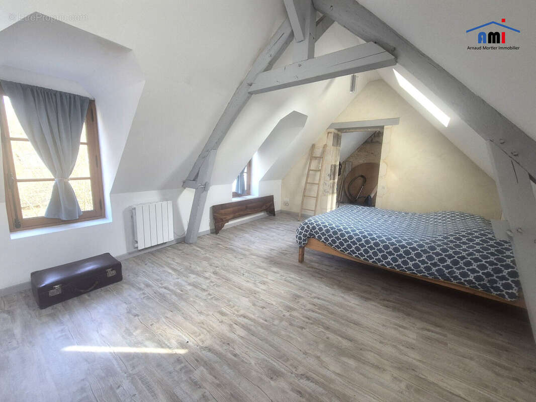 Maison à MOUTIERS-AU-PERCHE