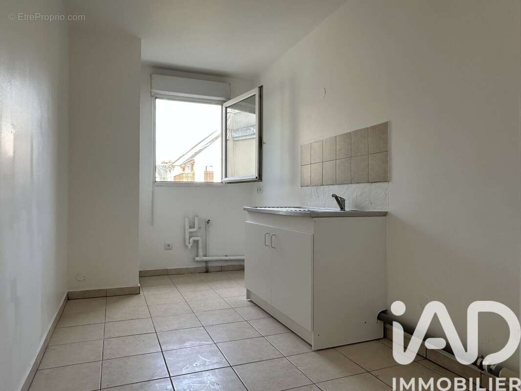 Photo 5 - Appartement à SAINT-OUEN-L'AUMONE