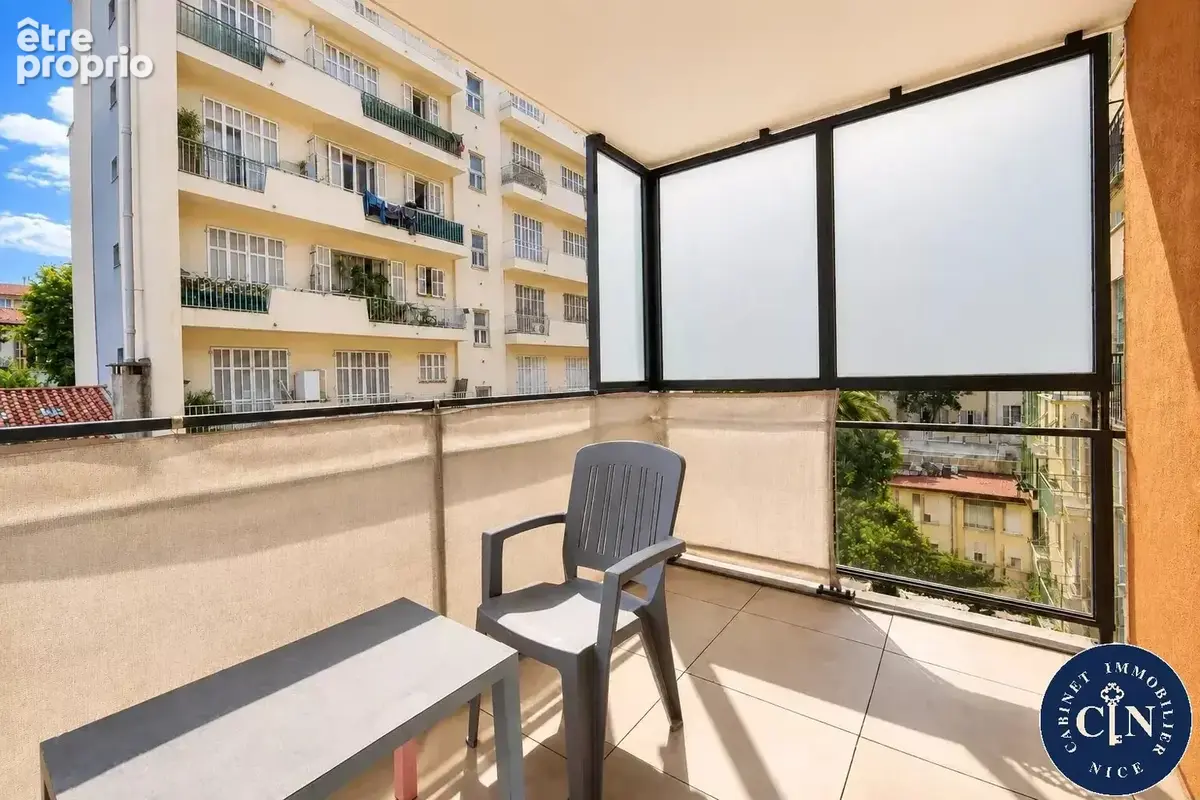 Appartement 1 pièce 26 m² à vendre à Nice (06300) - photo 2