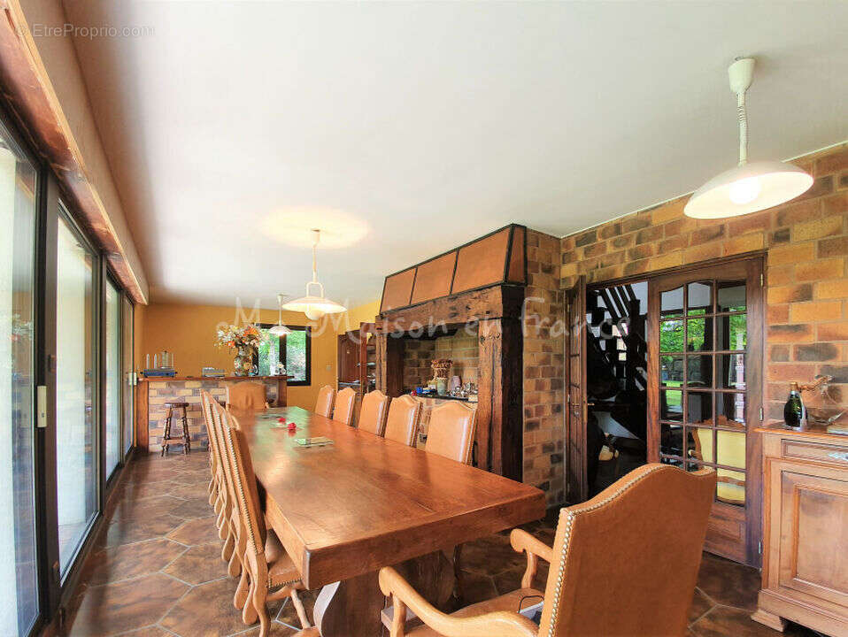 Maison à BELLERIVE-SUR-ALLIER