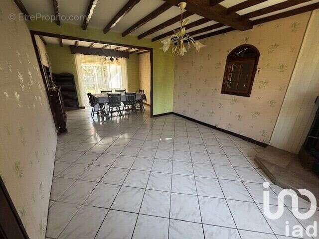 Photo 2 - Maison à SAINT-QUENTIN