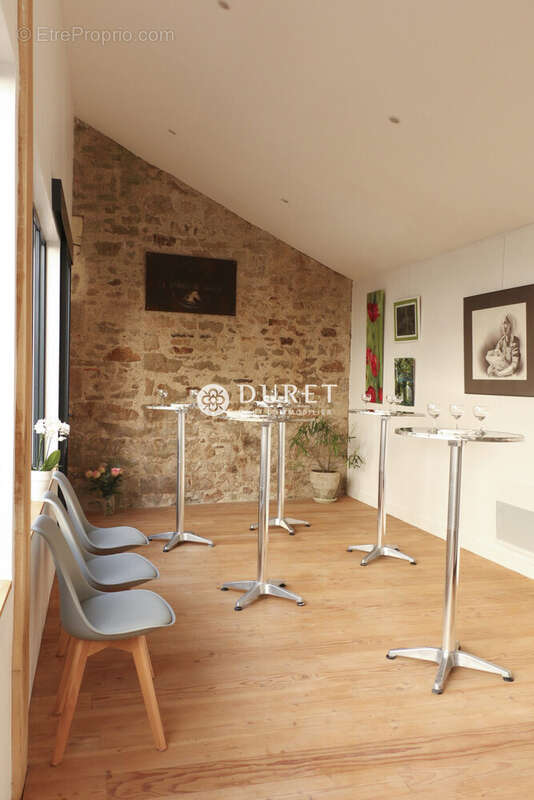 Commerce 521 m² à Mortagne-Sur-Sevre  - photo 8