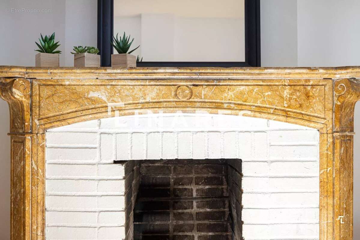 Appartement à MARSEILLE-6E