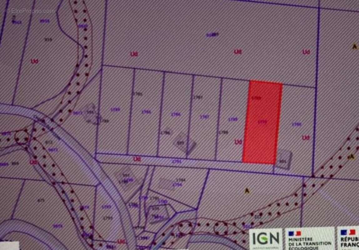 Photo 2 - Terrain à RIVIERE-SALEE