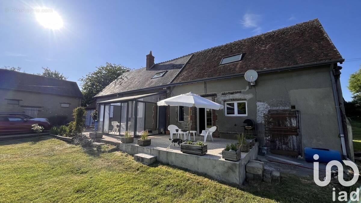 Photo 1 - Maison à SARGE-SUR-BRAYE