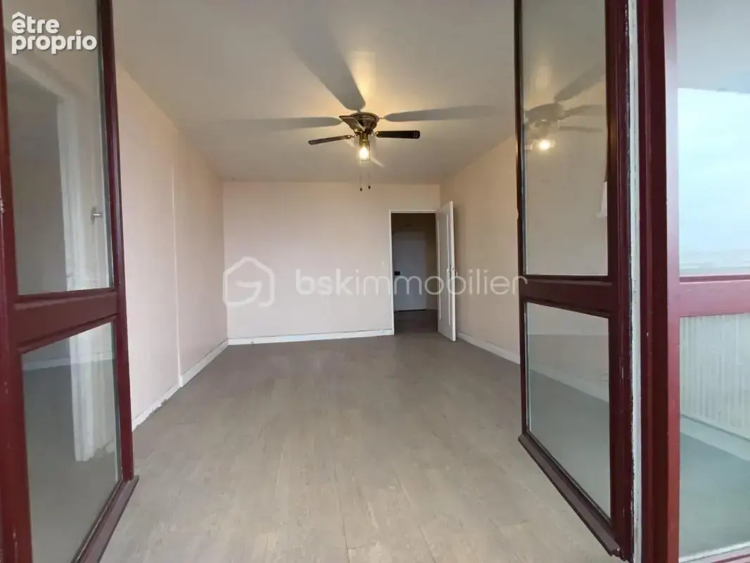 Appartement lumineux limite Paris 19e - photo 1