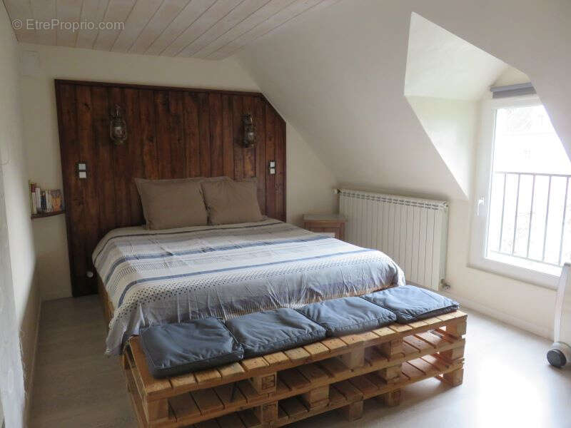 Maison à MEUSNES
