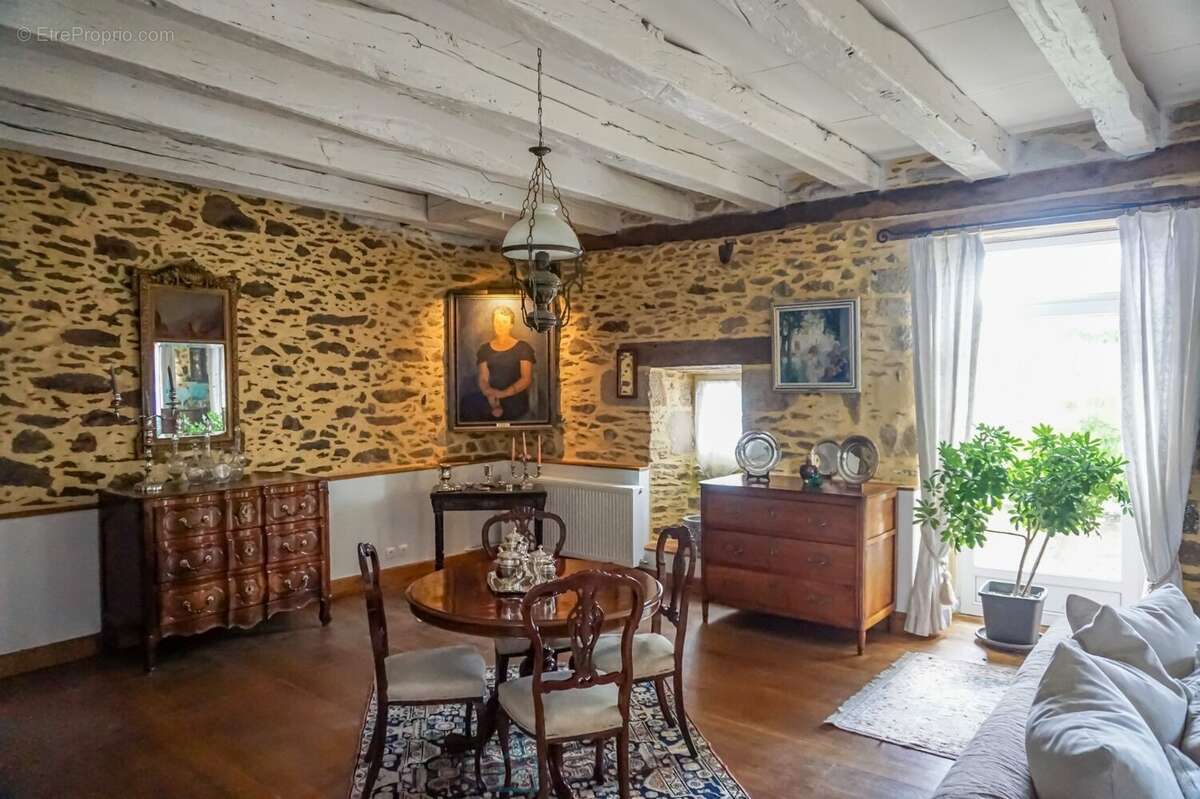 Charmante maison en pierre du XVIIe siècle située au coeur du paisible et pittoresque Périgord vert. - photo 13