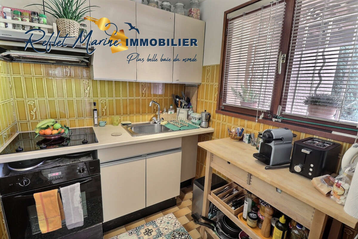 Appartement à SAINT-CYR-SUR-MER