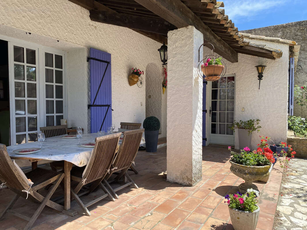 Maison à BAGNOLS-SUR-CEZE