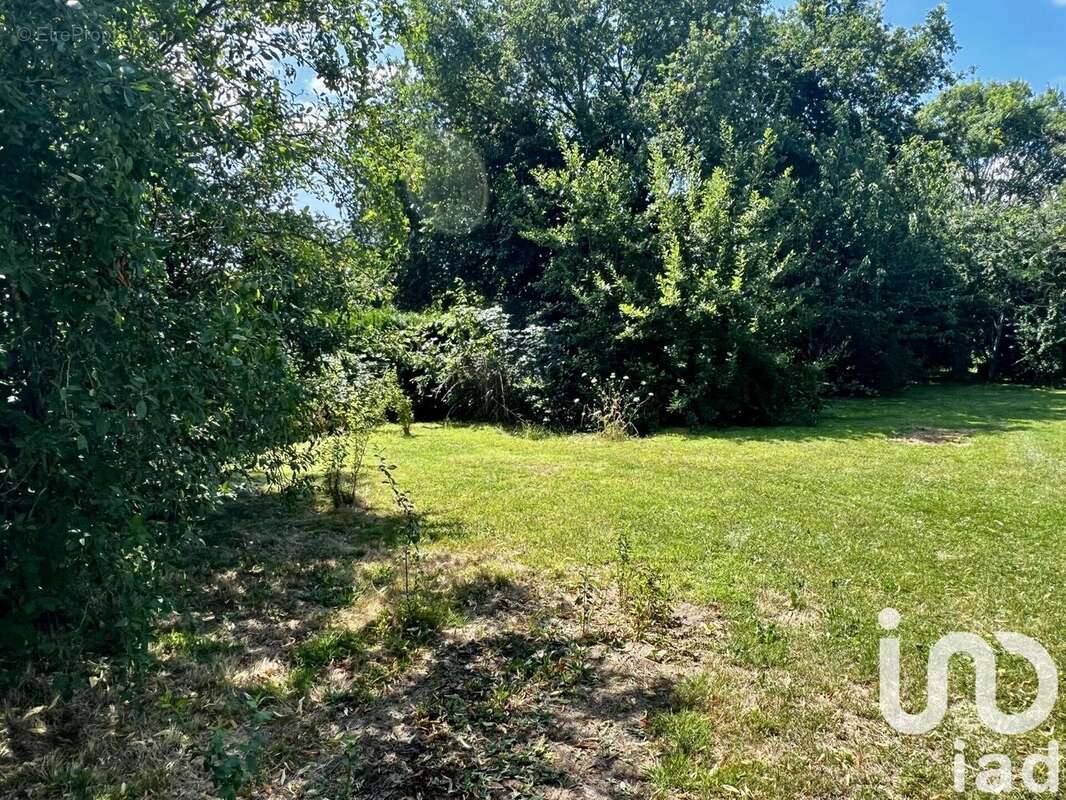 Photo 2 - Terrain à RICHEBOURG