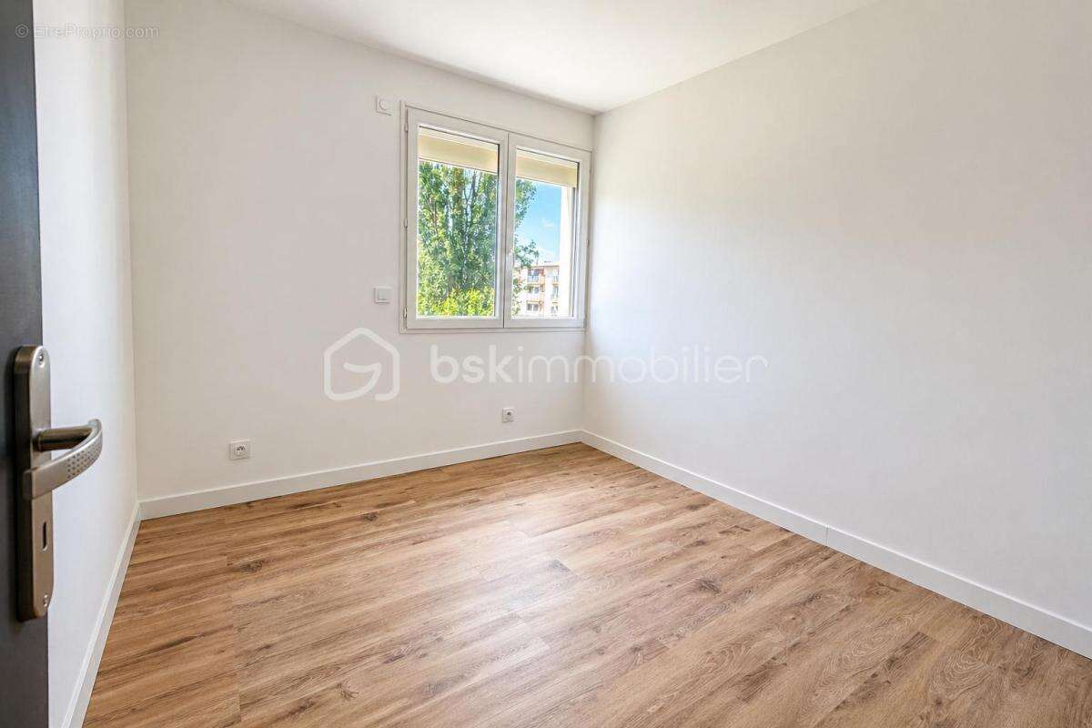 Appartement à ECHIROLLES