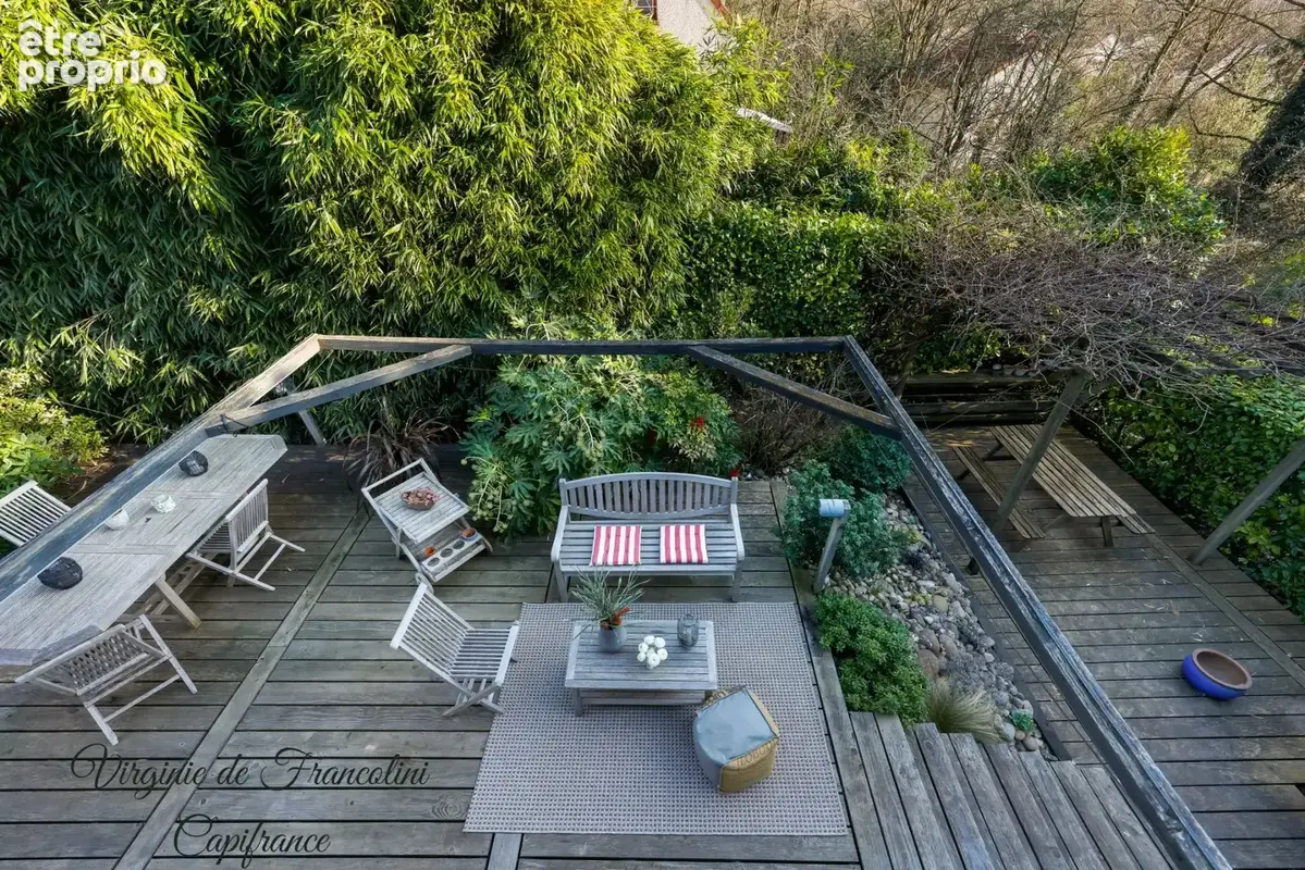 Sucy-en-Brie, Maison d'exception, parcelle de 800m², 259m² au sol, 4 chambres, 3 terrasses, jardin, garage, sous-sol - photo 17