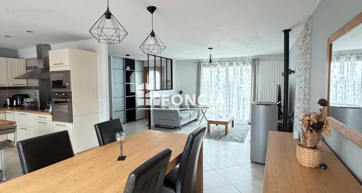 Maison à OSNY