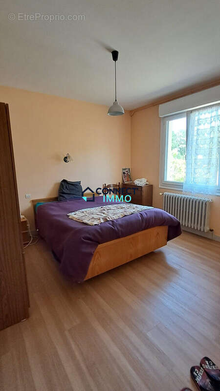 Maison 110 m² à Langonnet  - photo 4