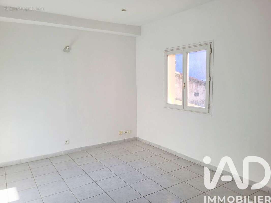 Photo 8 - Appartement à SAINT-MAXIMIN-LA-SAINTE-BAUME