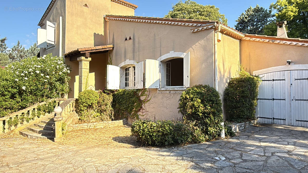 Maison à NIMES