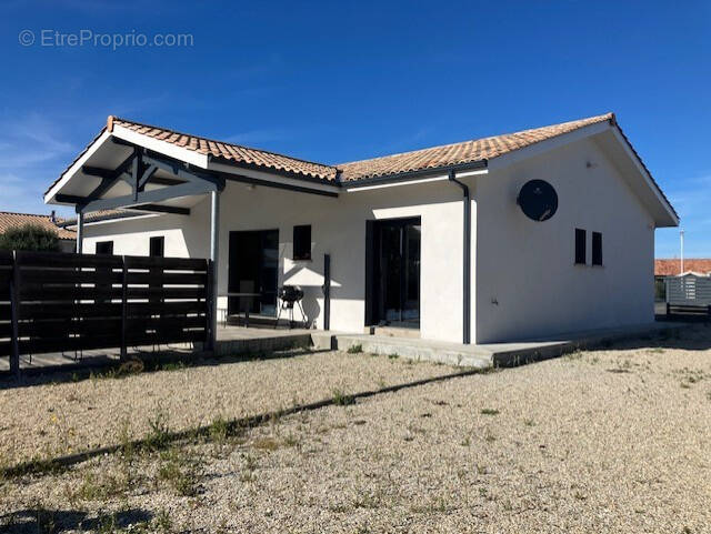 Maison à VENSAC