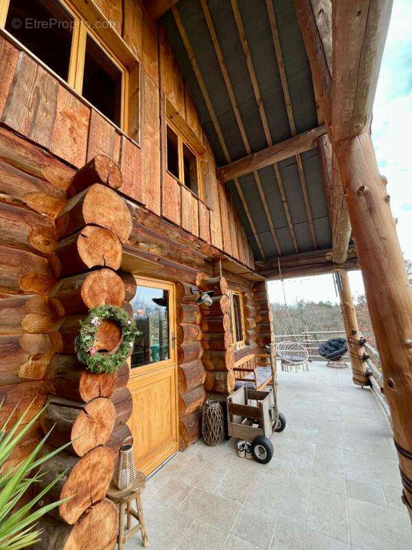 Chalet authentique de 144 m2 sur sous-sol - photo 7
