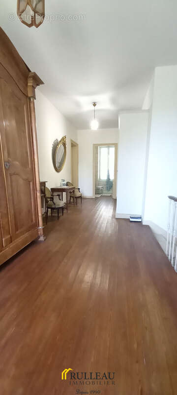 Exclusivité   Belle maison girondine en pierre de plus de 300 m2 à rénover avec parc de 1,30 hectare à Pugnac - photo 11