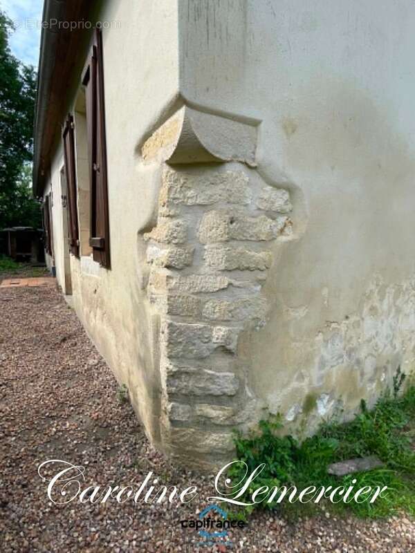Maison à vendre  5 pièces VOUVRAY SUR HUISNE  (72)Fermette en campagne 100 m² habitables, 3 chambres, terrain 6000 m², cavité so - photo 9