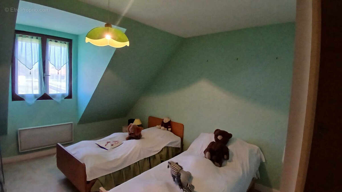 Maison à DUN-LE-PALESTEL