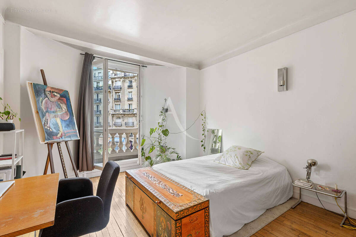 Appartement à PARIS-12E