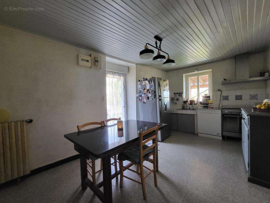 Maison à SAINT-PAUL-LE-JEUNE