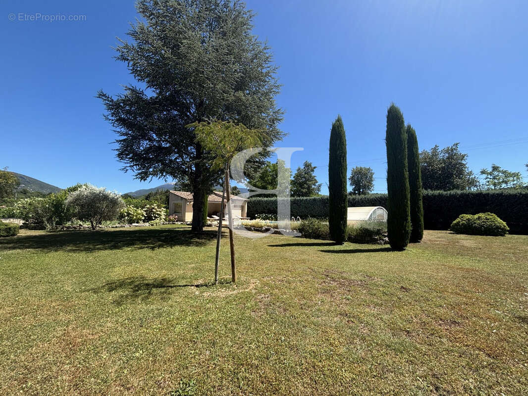 Maison à VAISON-LA-ROMAINE
