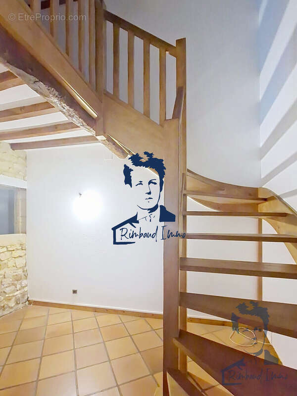 Maison à WARNECOURT