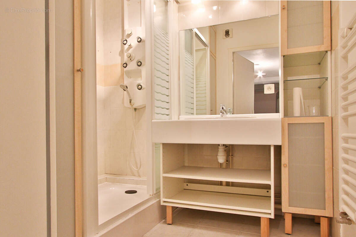 Appartement à LE PONT-DE-CLAIX