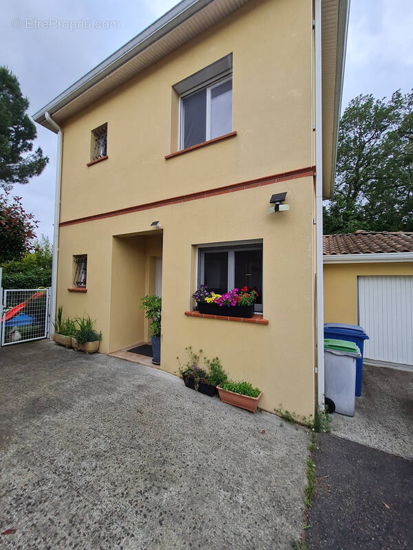 Maison à SAINT-ORENS-DE-GAMEVILLE