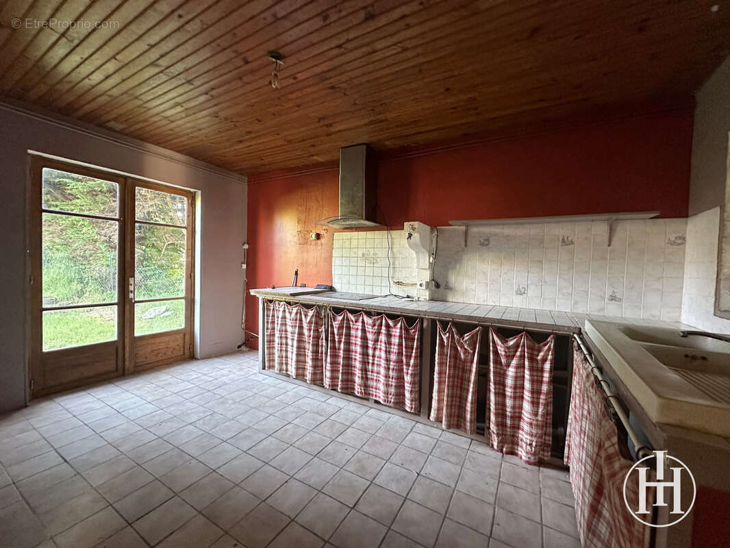 Maison à CHARENTON-DU-CHER