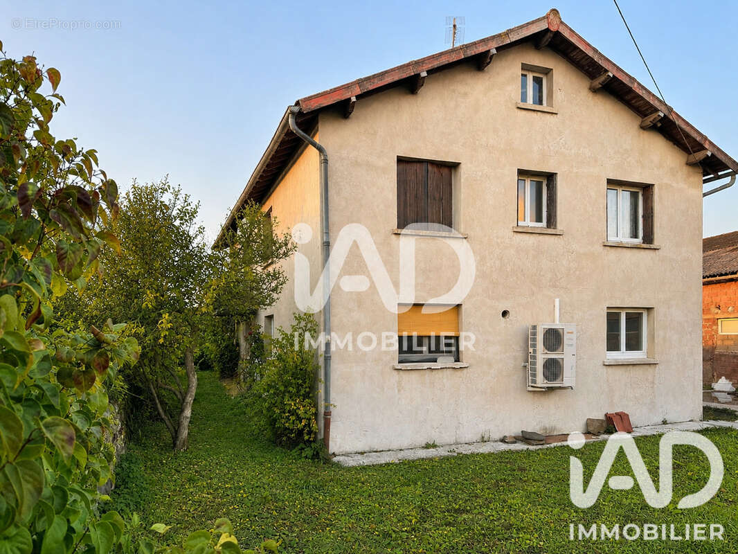 Maison 104 m² à Costaros  - photo 2