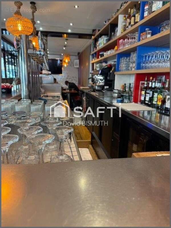 Photo 3 - Commerce à LEVALLOIS-PERRET