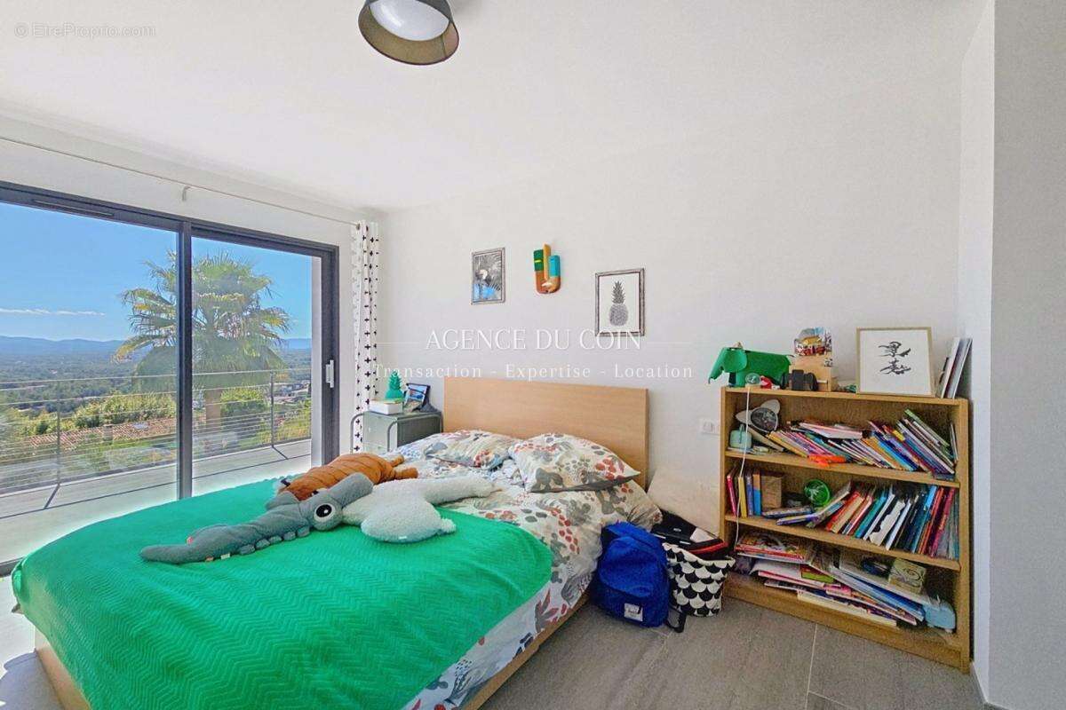 Maison à DRAGUIGNAN