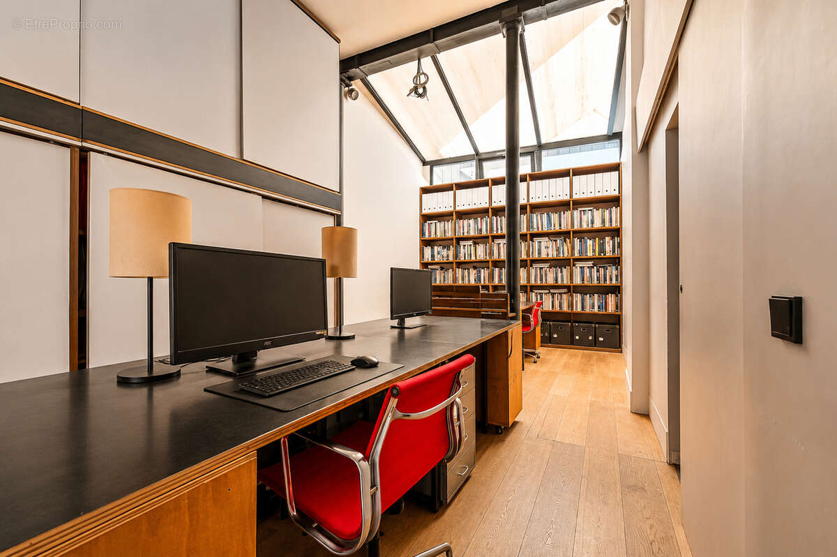 Appartement à PARIS-20E