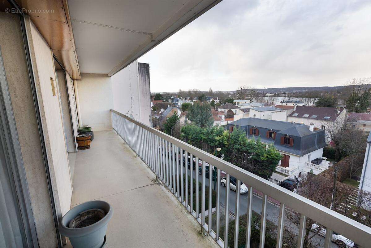 Appartement à EPINAY-SUR-SEINE