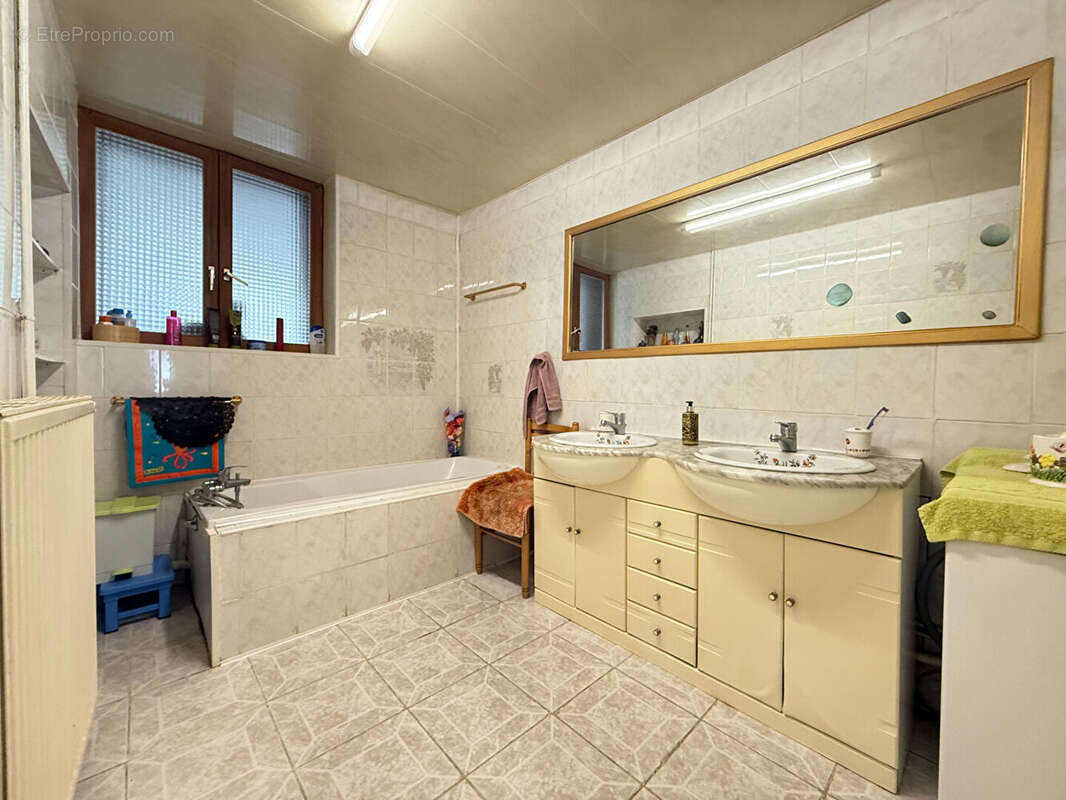 Maison à BLAINVILLE-SUR-L&#039;EAU