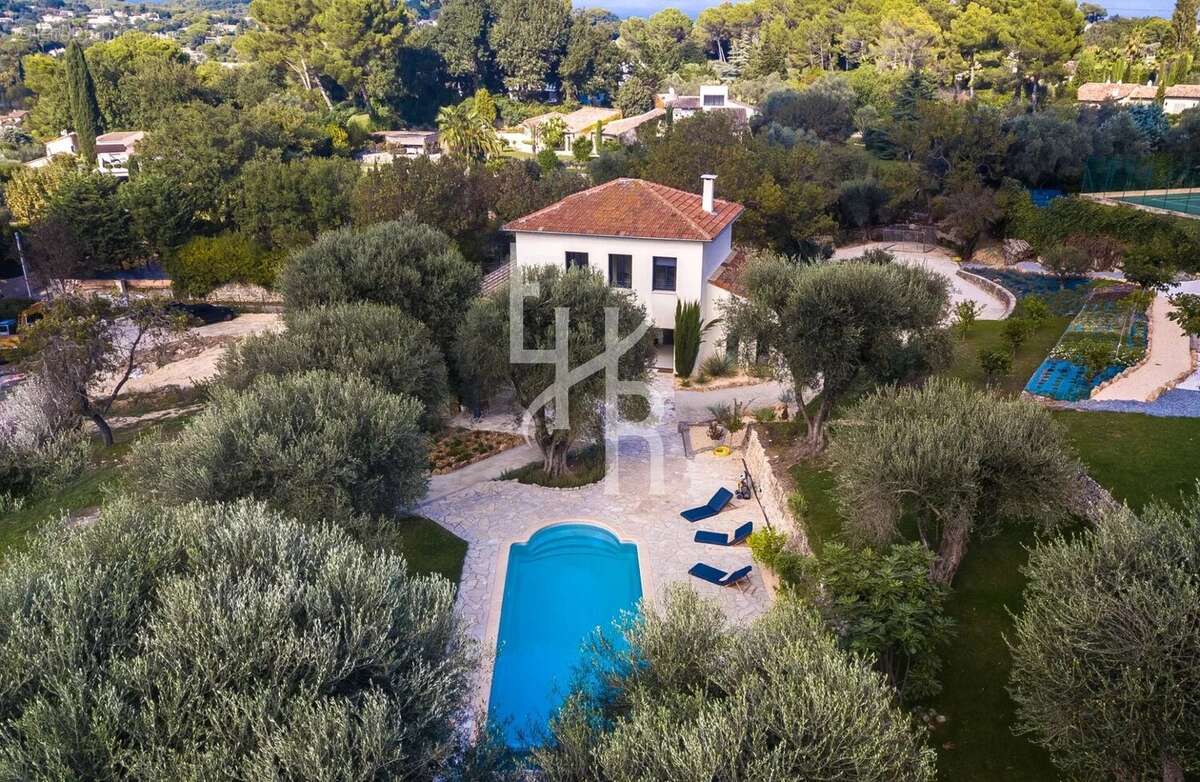 Maison à MOUGINS