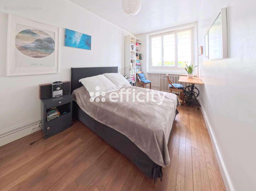 Appartement à CHATENAY-MALABRY