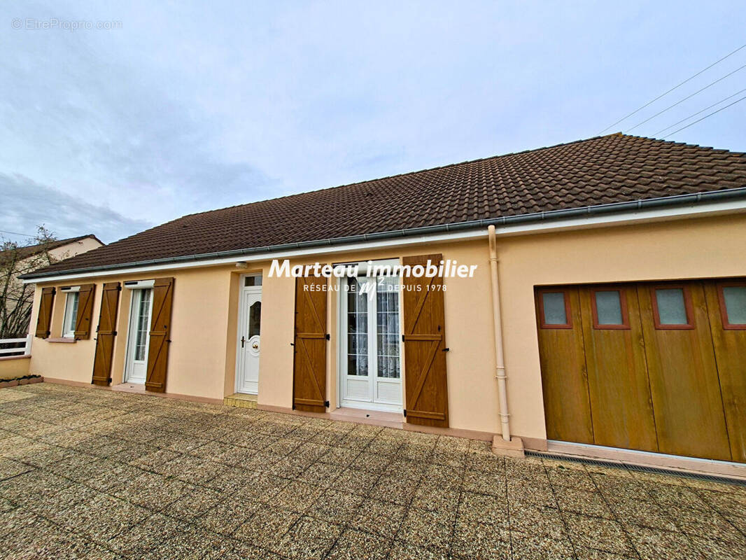 Maison à SPAY