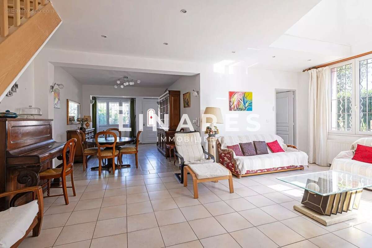 Maison à MARSEILLE-8E