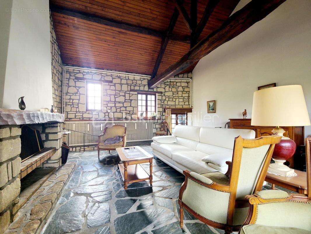 Maison à BOISSY-SOUS-SAINT-YON