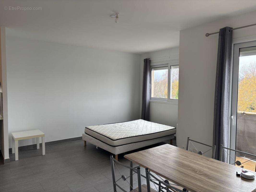 Appartement à CASTELNAU-LE-LEZ