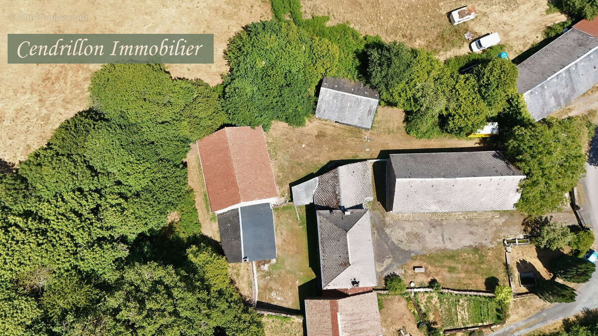 Rare : Authentique Propriété en Pierre sur 1,84 Hectares avec Nombreuses Dépendances - photo 17