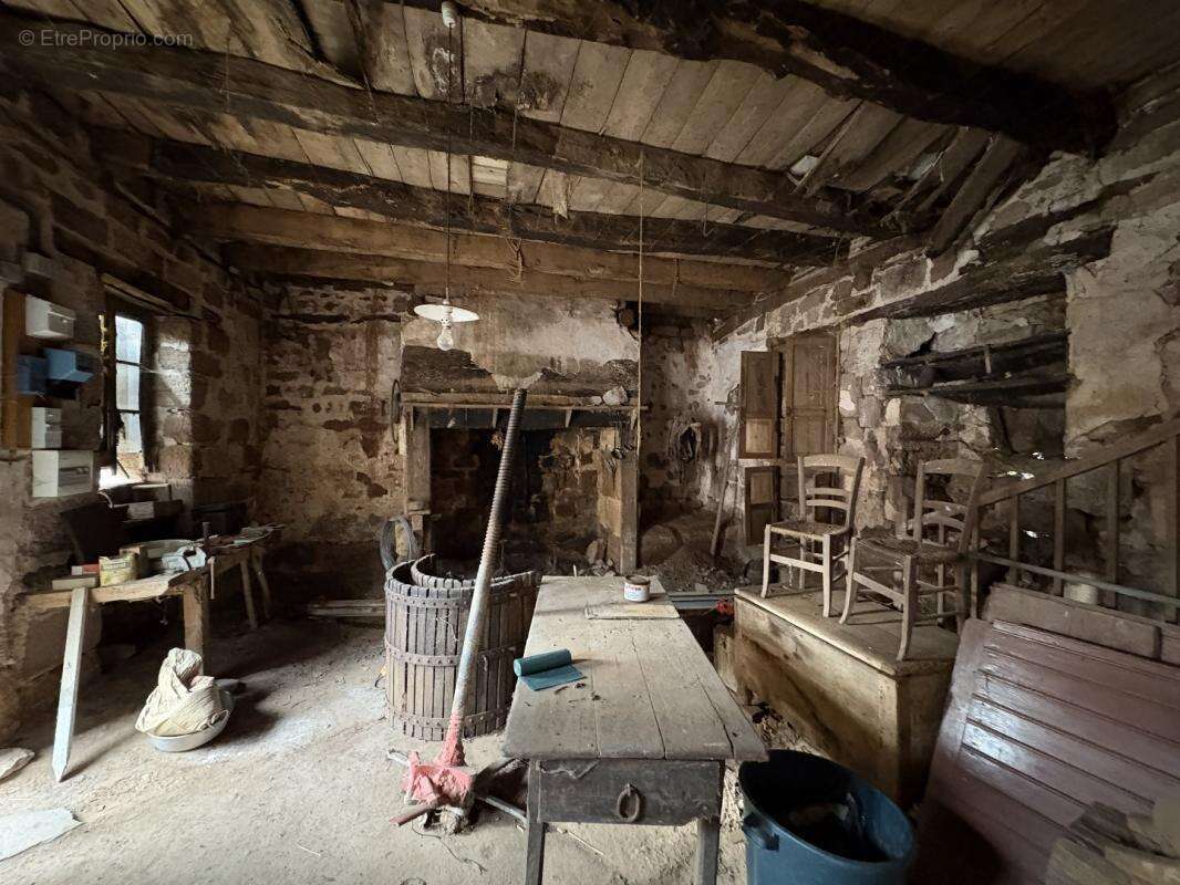 Maison à SAINT-AULAIRE