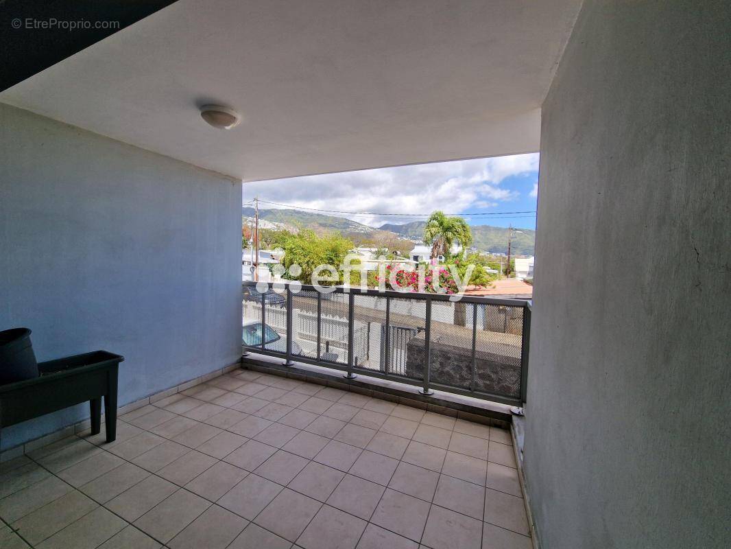 Appartement à SAINT-DENIS