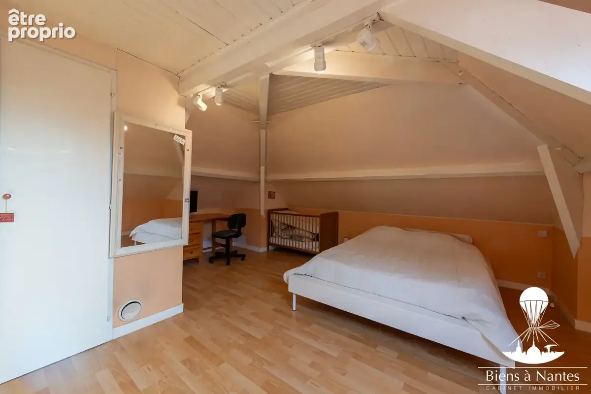 A VENDRE Propriété de 2 Maisons sur  2219 m² de terrain St Julien De Concelles - photo 10