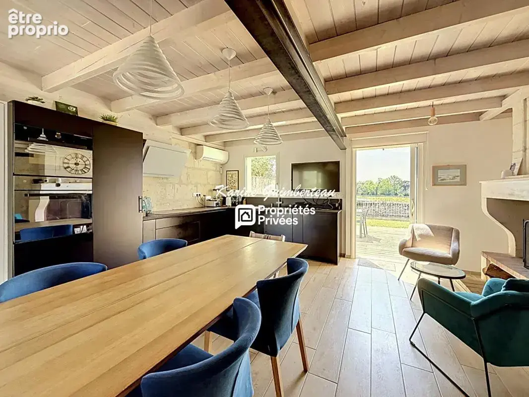 5 min Libourne : Fronsac : Maison familiale climatisée avec piscine et vues - photo 6